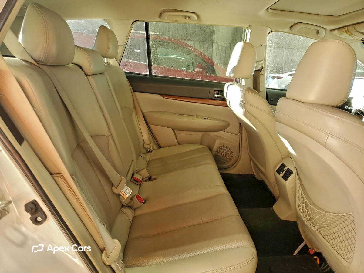 Subaru Outback 2014