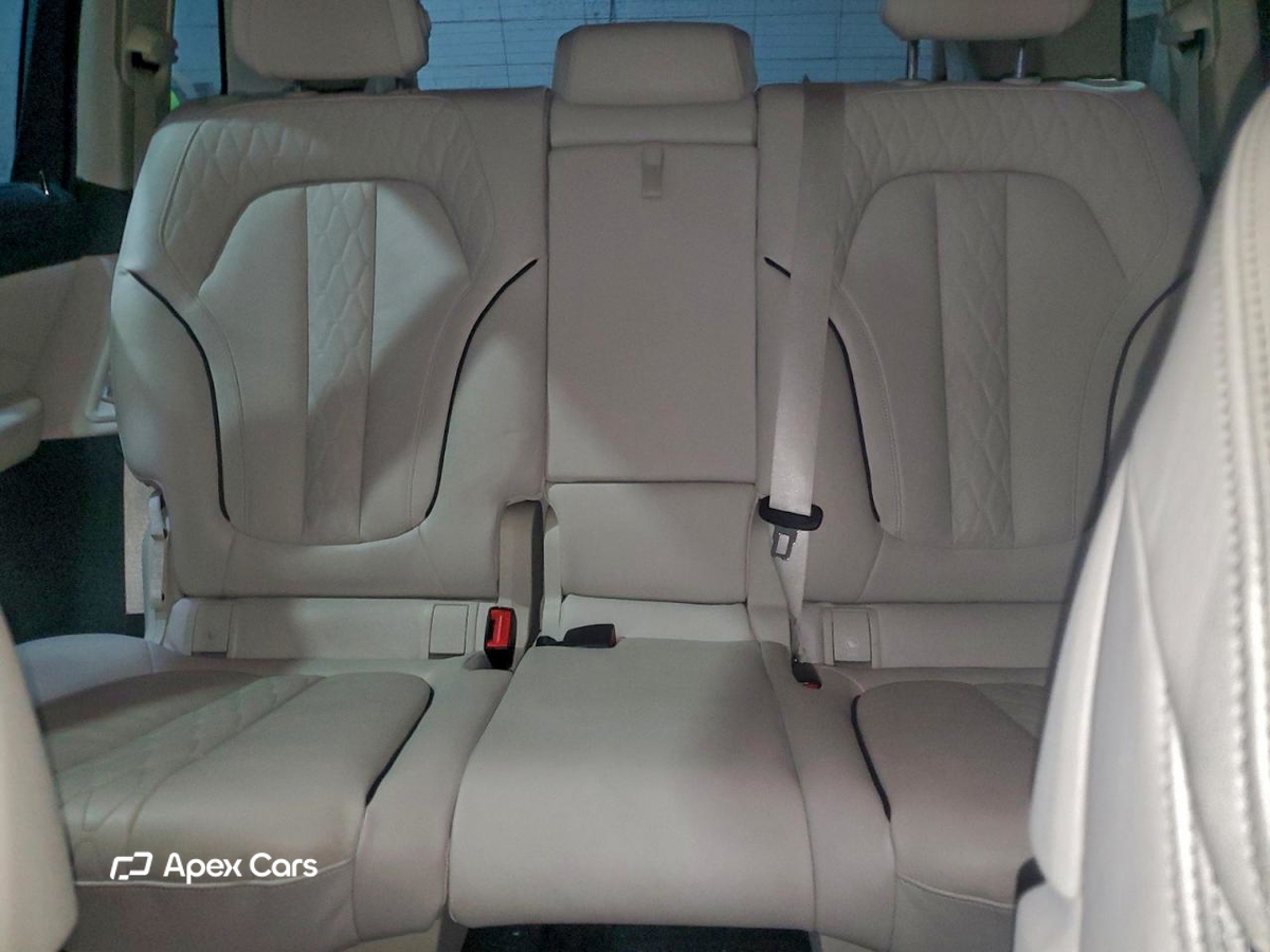BMW X7 2020