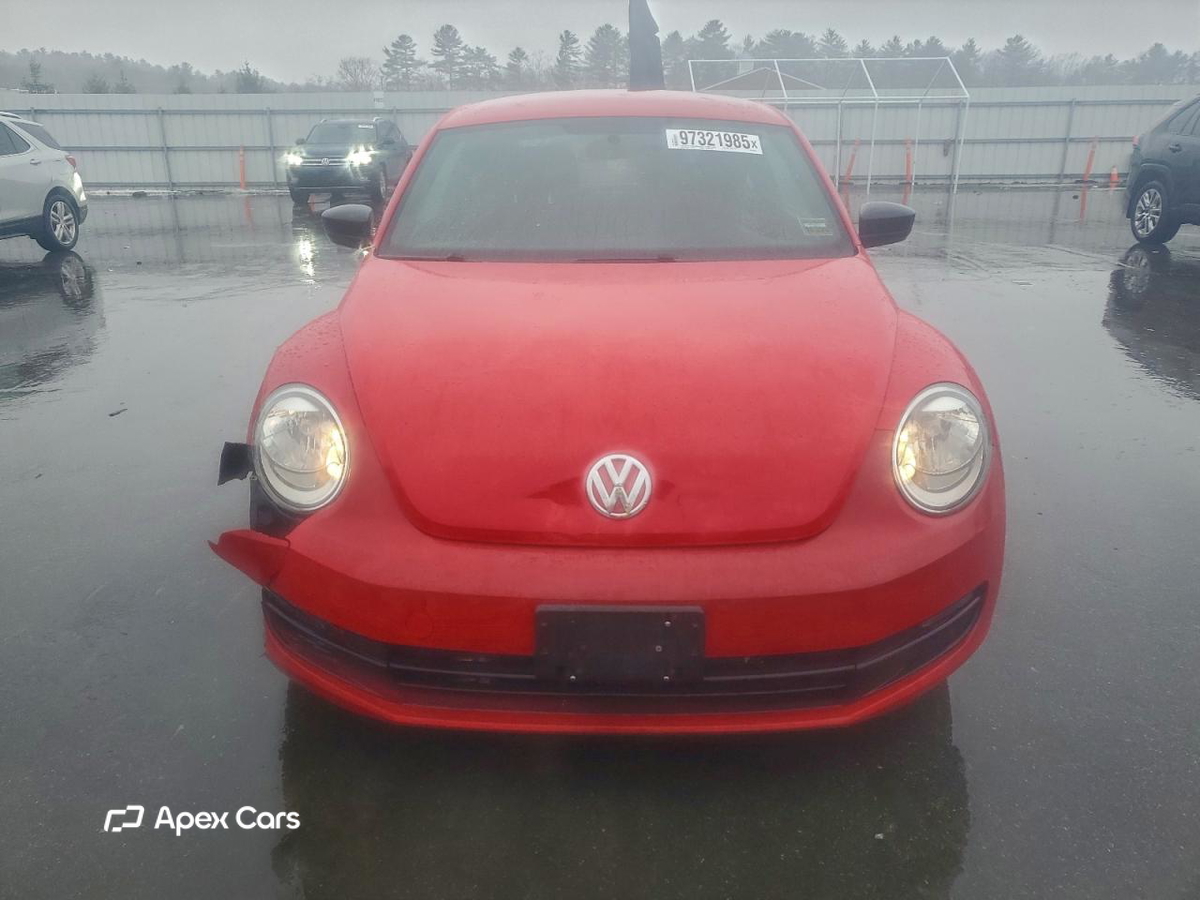 Volkswagen Beetle 2014