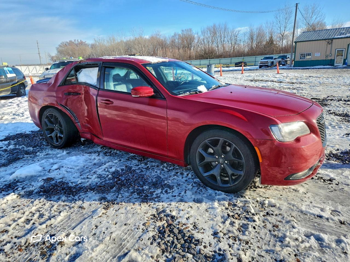 Chrysler 300 2022