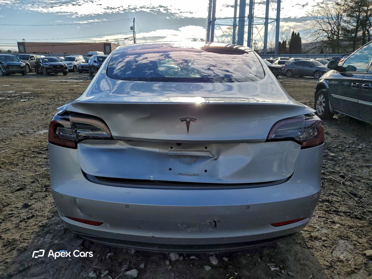 Tesla Model 3 2018