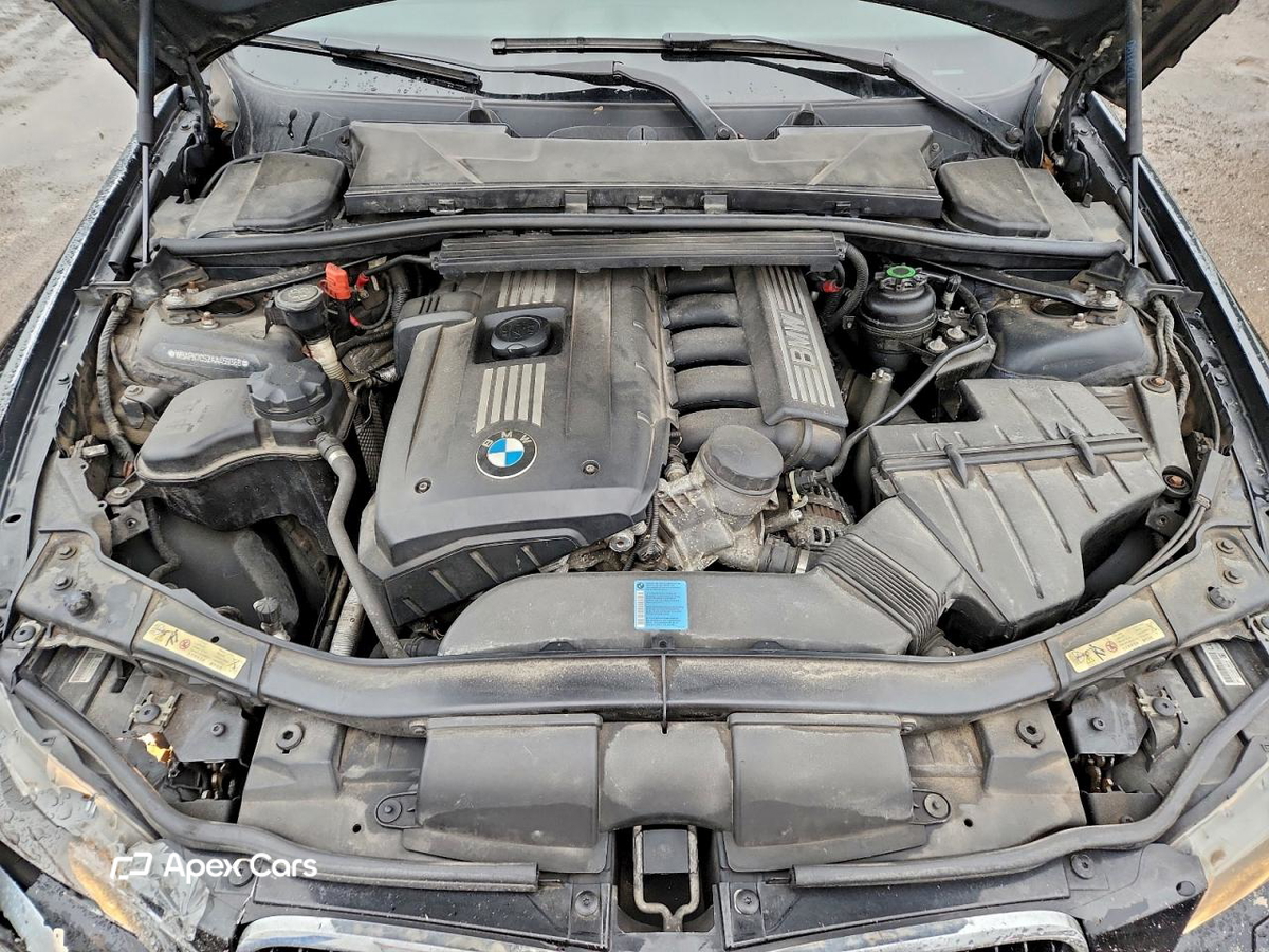 BMW Series 3 2010