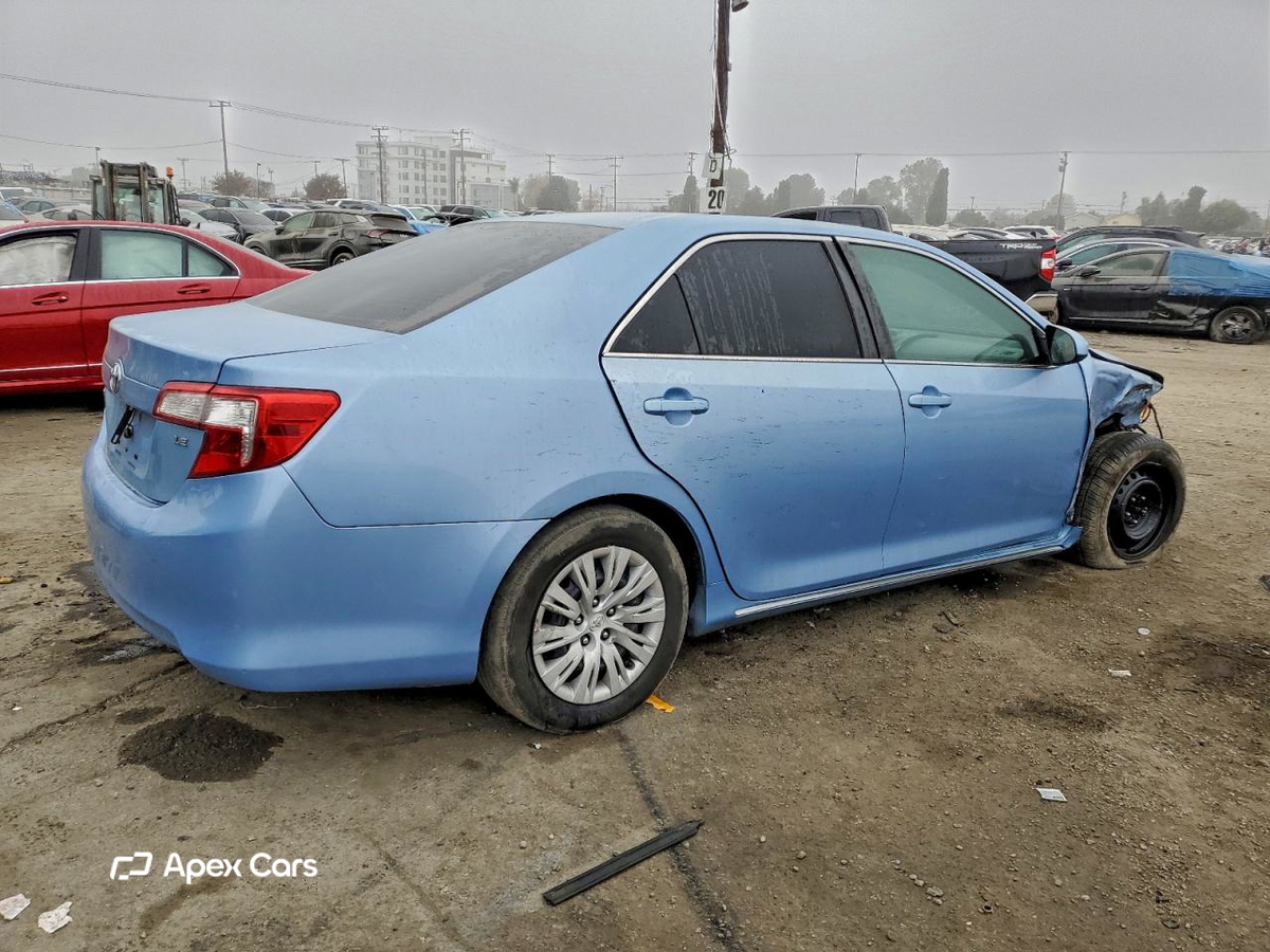 Toyota Camry 2012