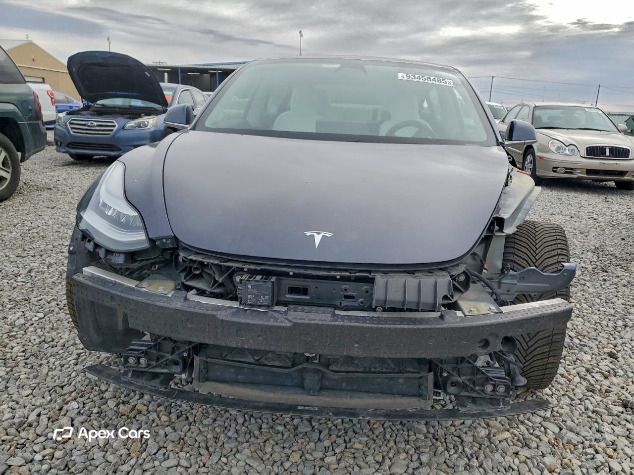 Tesla Model 3 2020