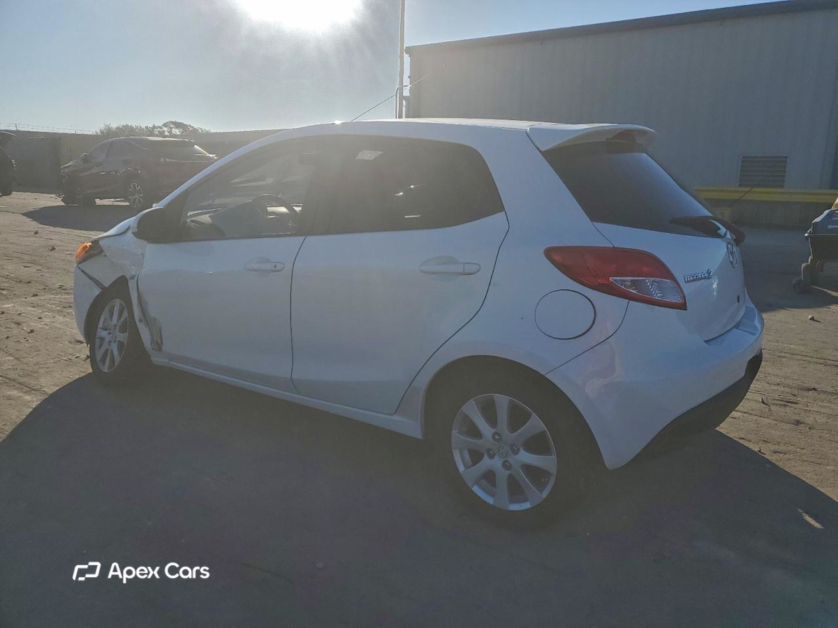 Mazda 2 2011
