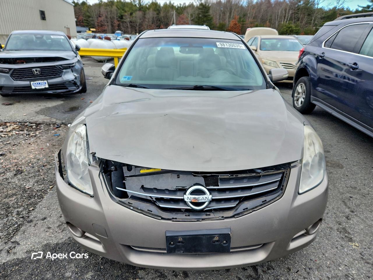 Nissan Altima 2012
