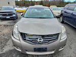 Nissan Altima 2012