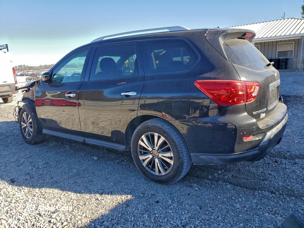 Nissan Pathfinder 2017