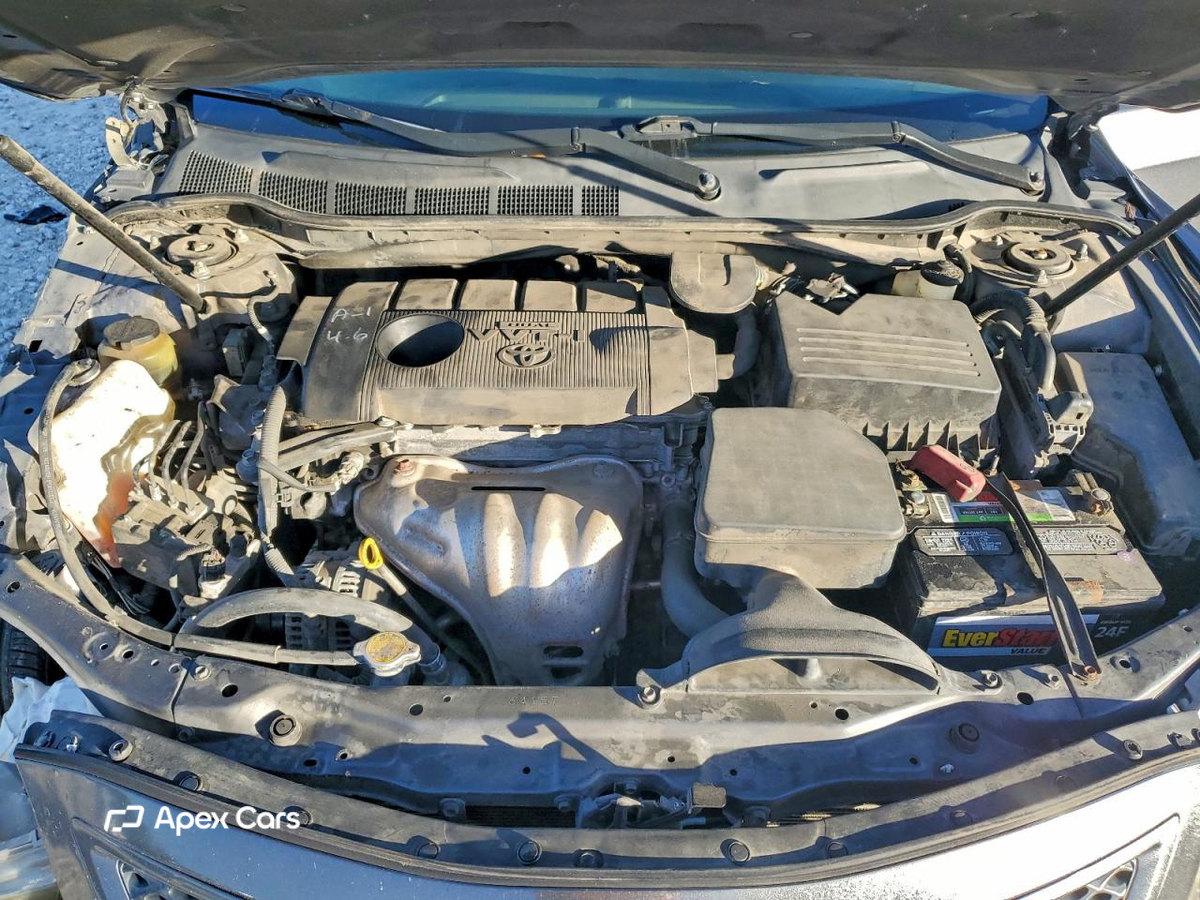 Toyota Camry 2011