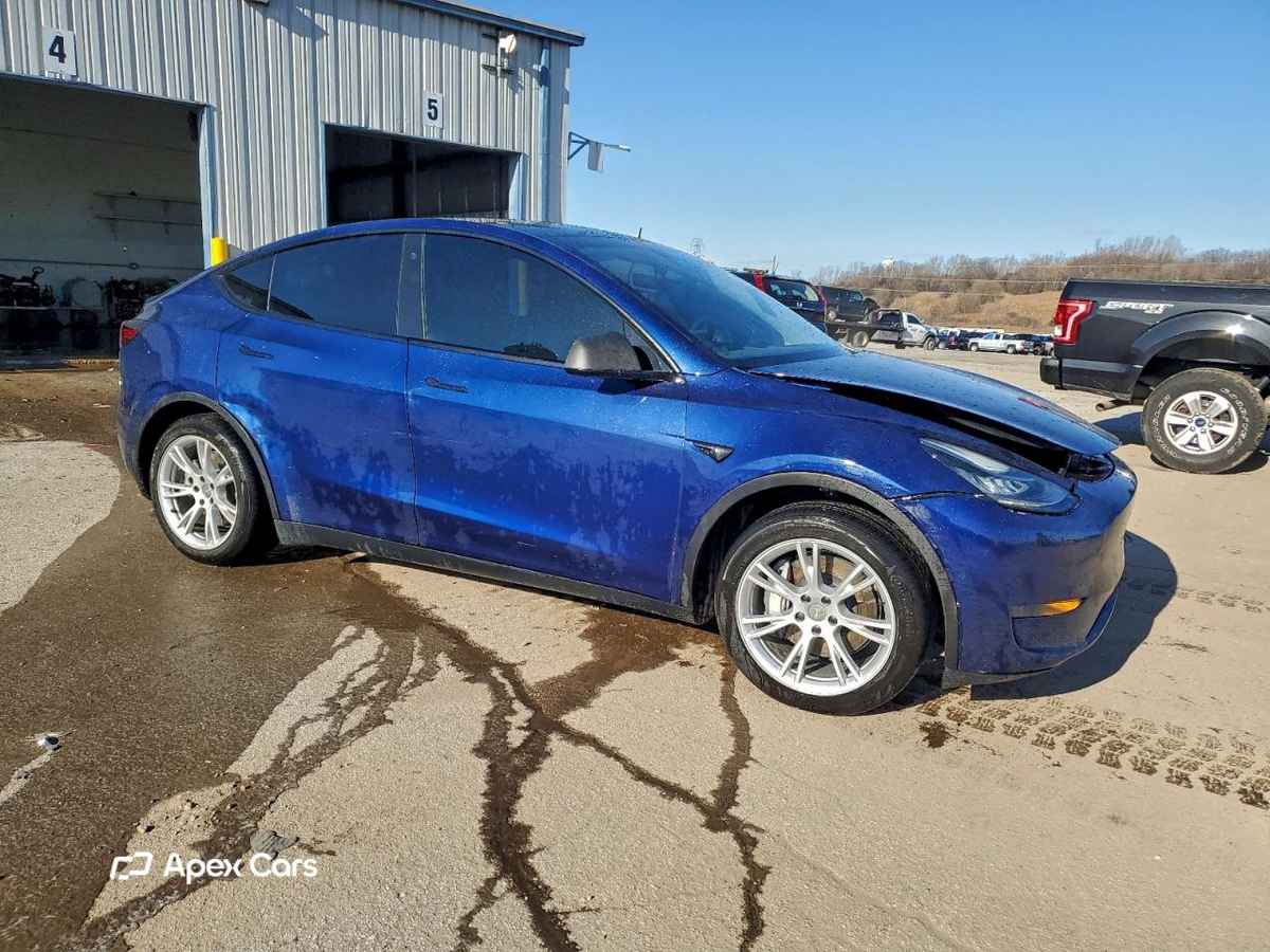 Tesla Model Y 2022