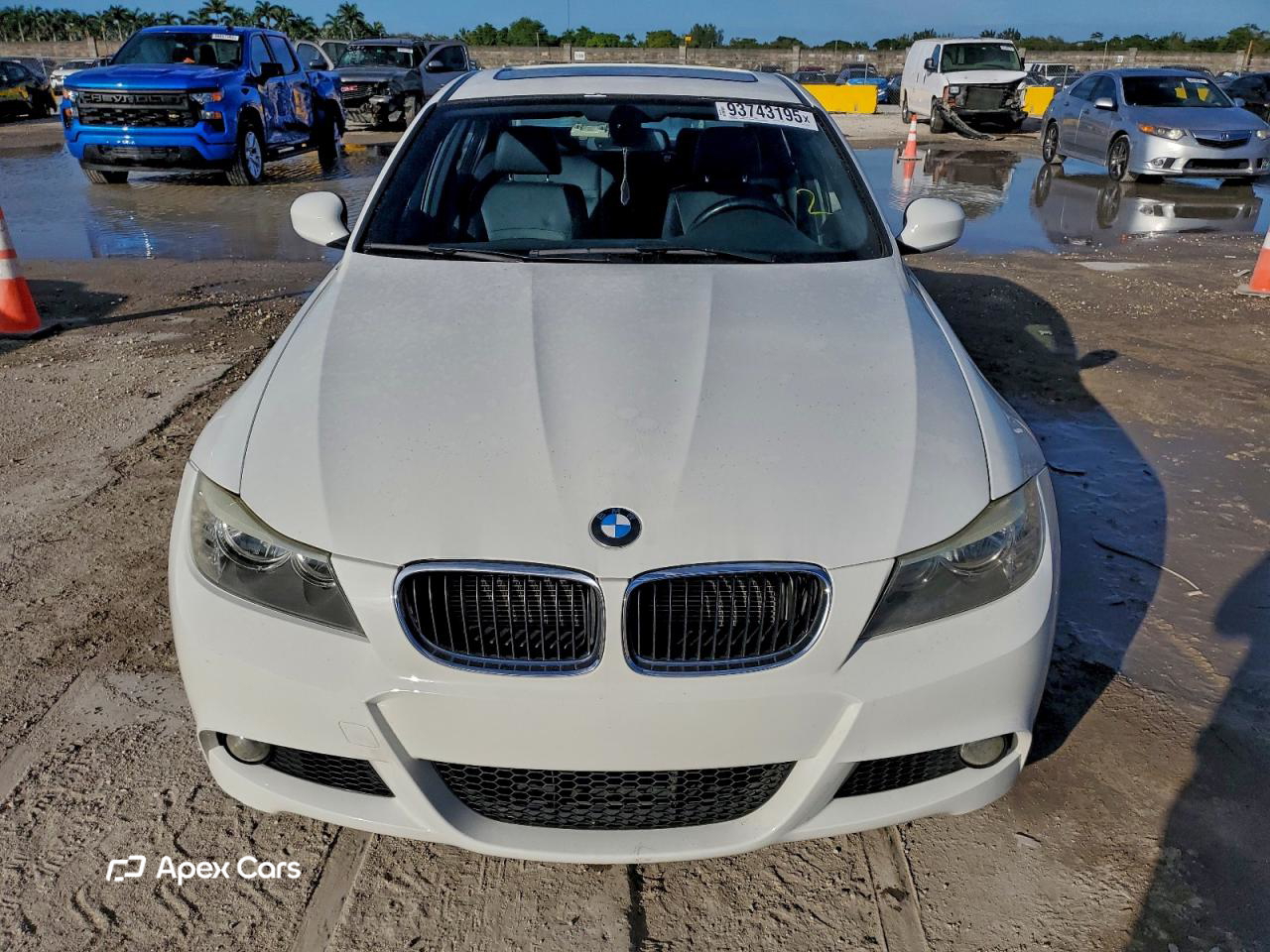 BMW Series 3 2011