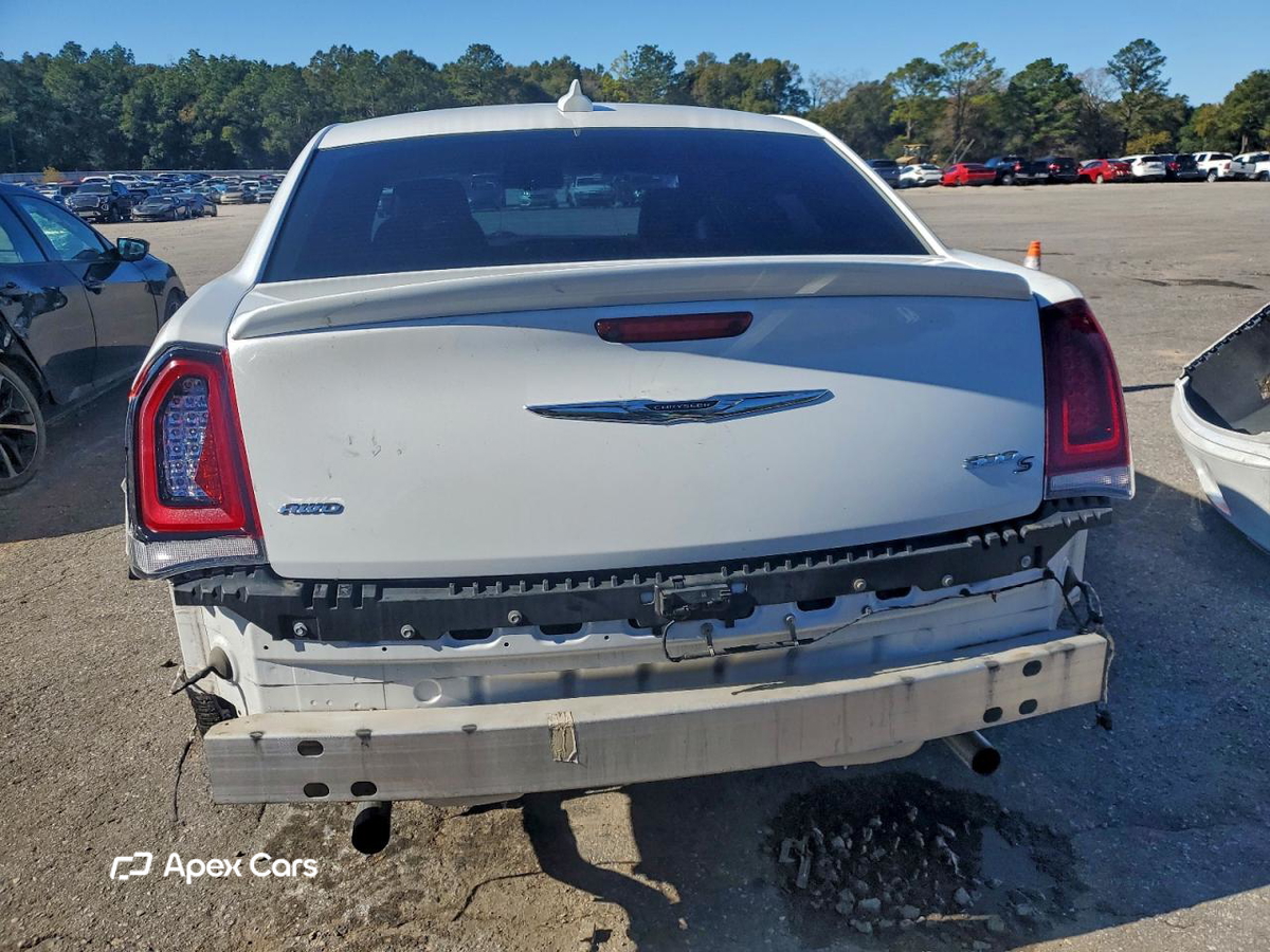 Chrysler 300 2020