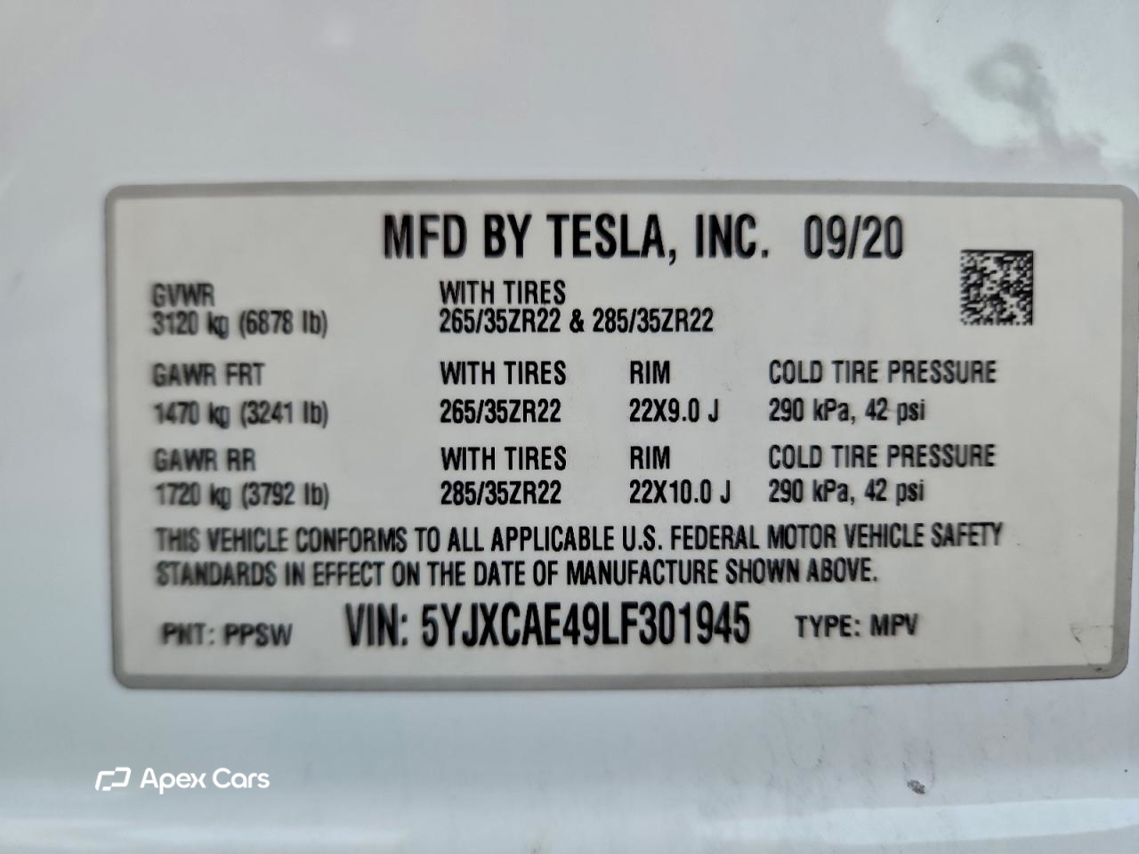 Tesla Model X 2020