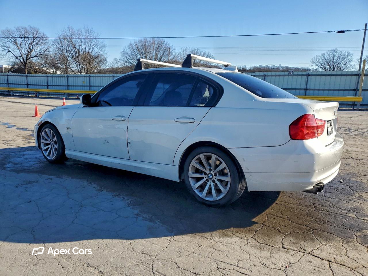 BMW Series 3 2011
