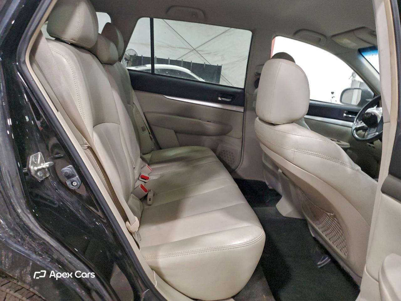 Subaru Outback 2013