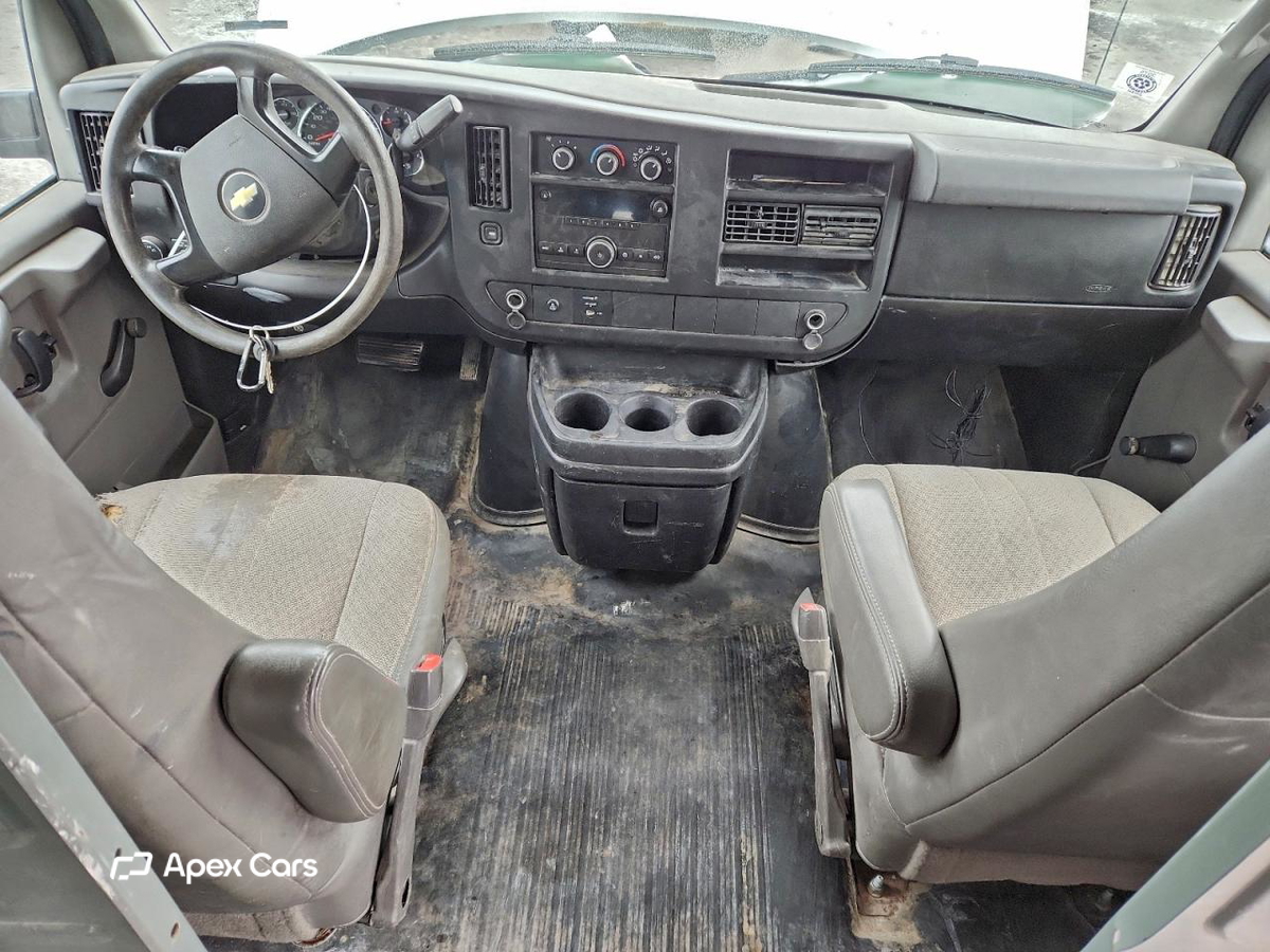 Chevrolet Express 2013