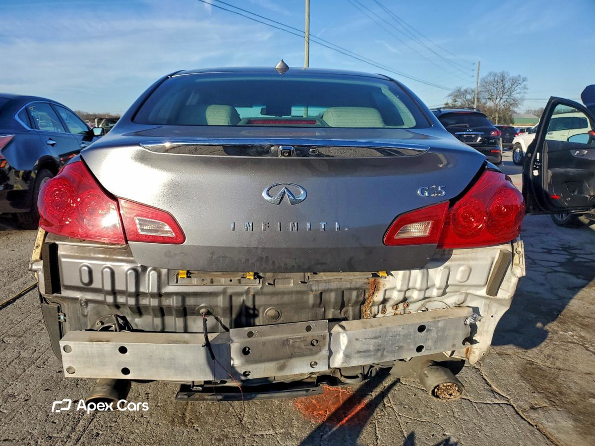 Infiniti G 2012