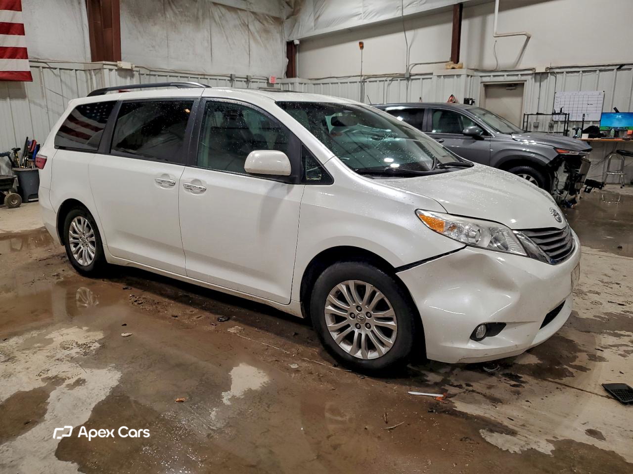 Toyota Sienna 2016