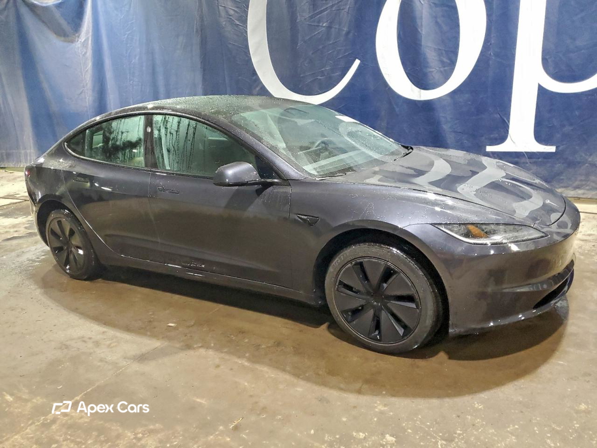Tesla Model 3 2025