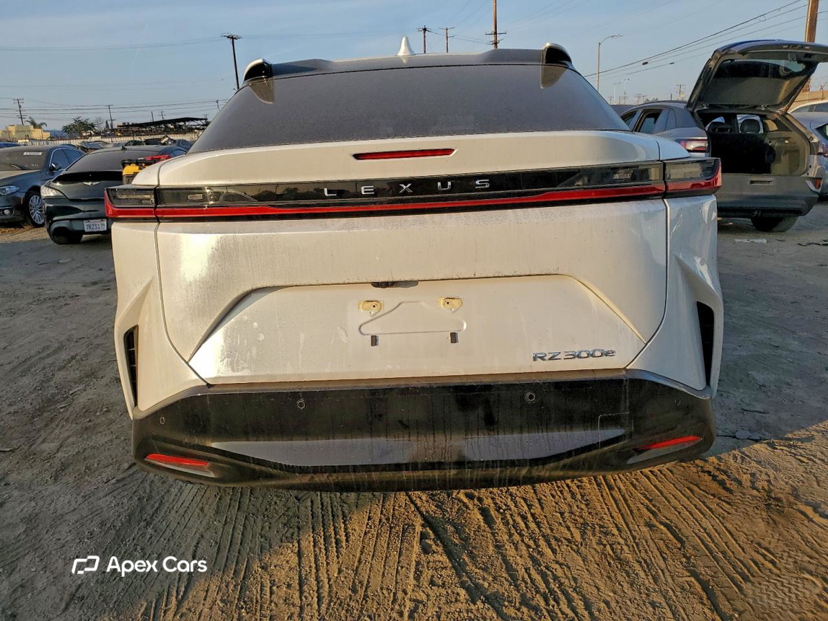 Lexus RZ 2025