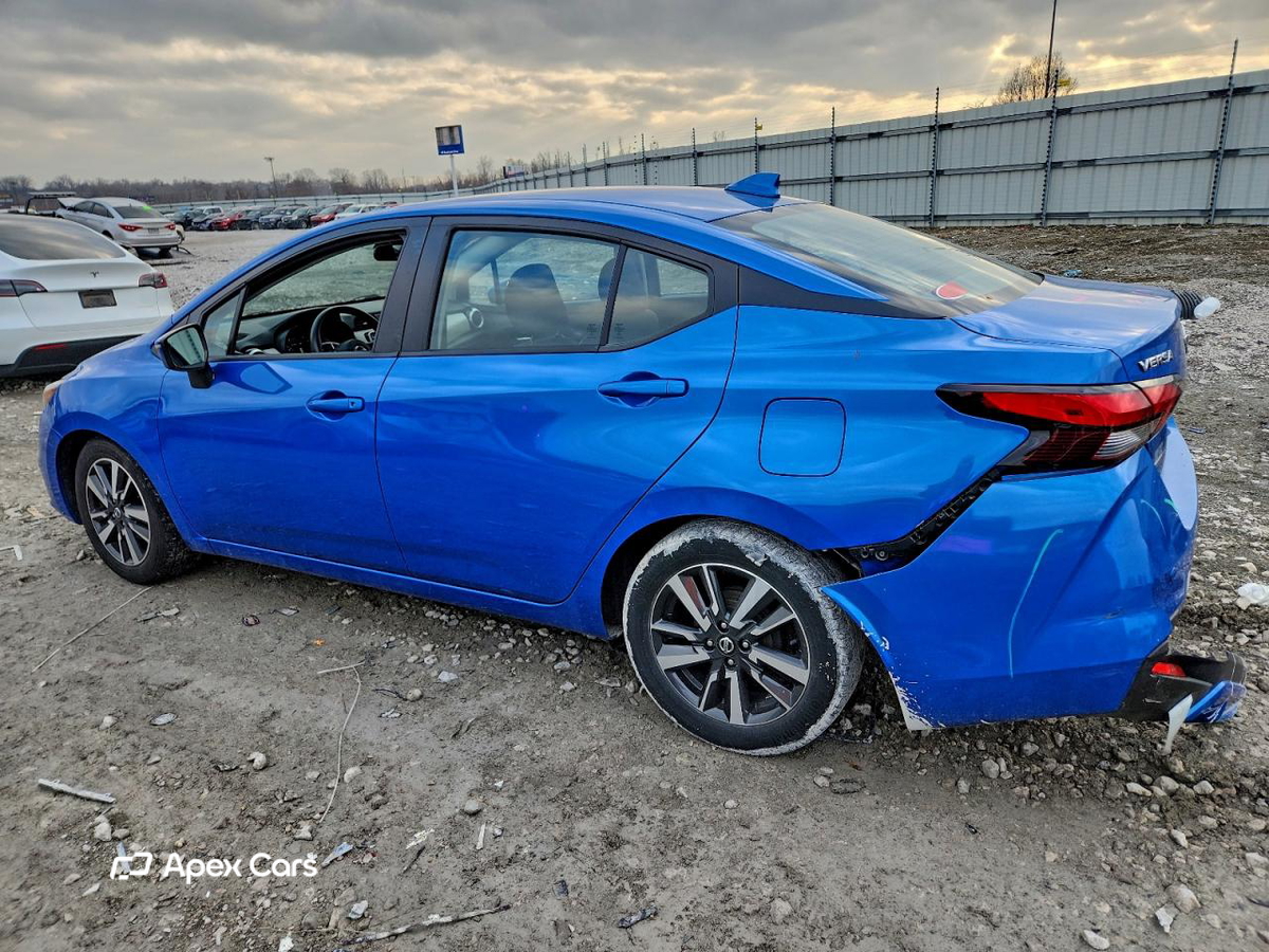 Nissan Versa 2021