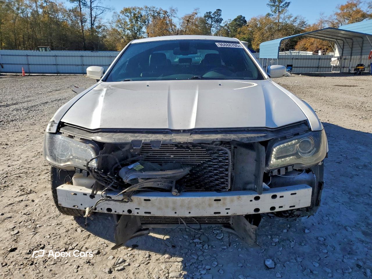Chrysler 300 2016