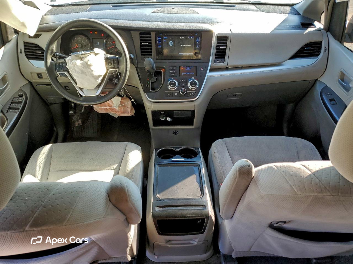 Toyota Sienna 2015