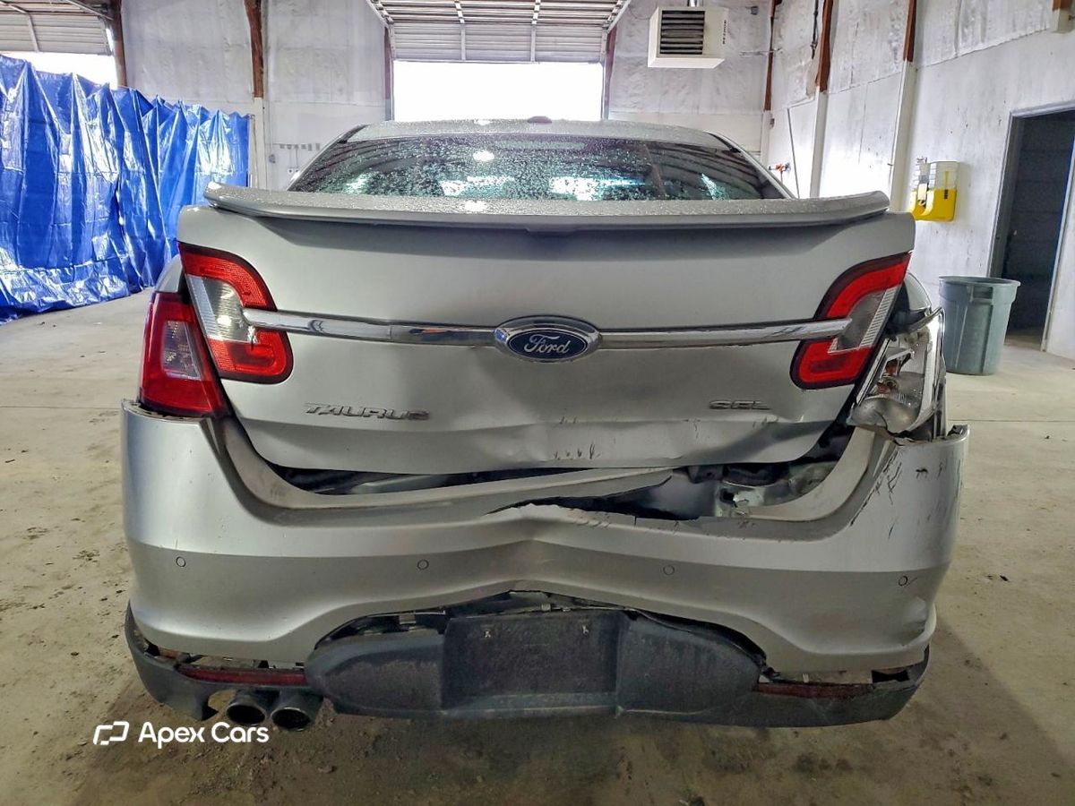Ford Taurus 2011