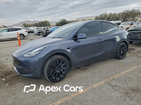 Tesla Model Y 2022 - Image 1 of 13