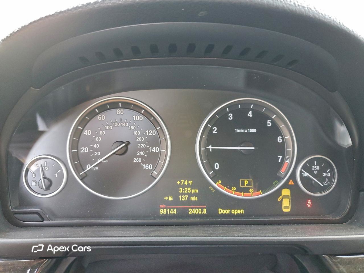 BMW Series 5 2011