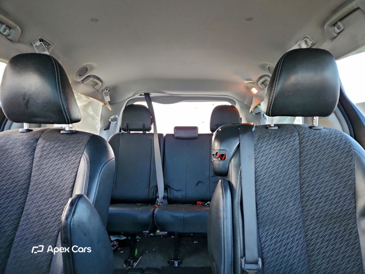 Toyota Sienna 2013