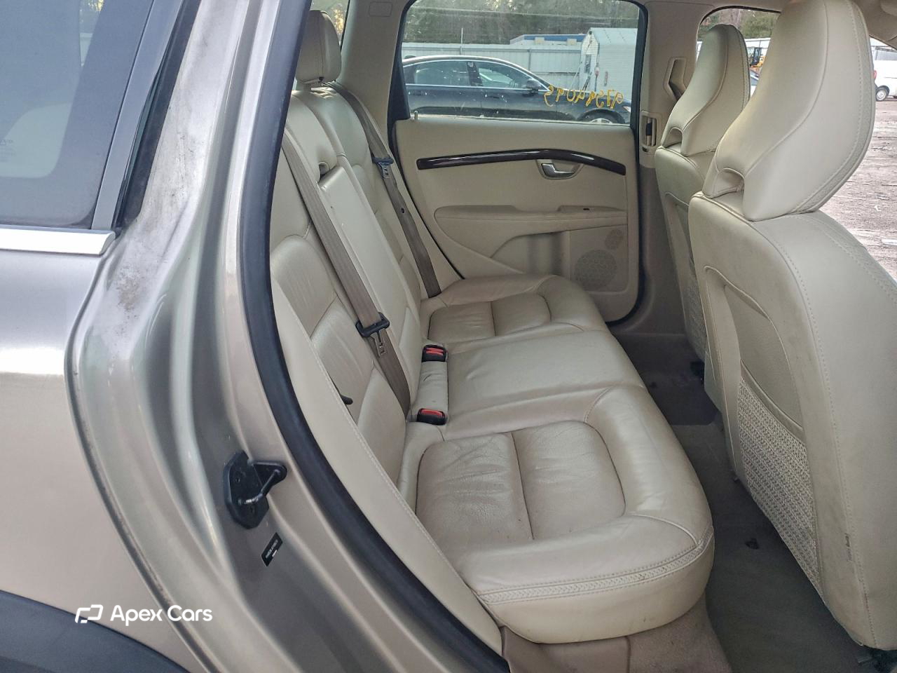 Volvo XC70 2012