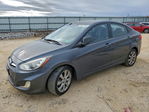 Hyundai Accent 2012