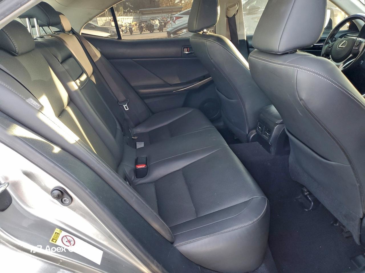 Lexus IS 2016
