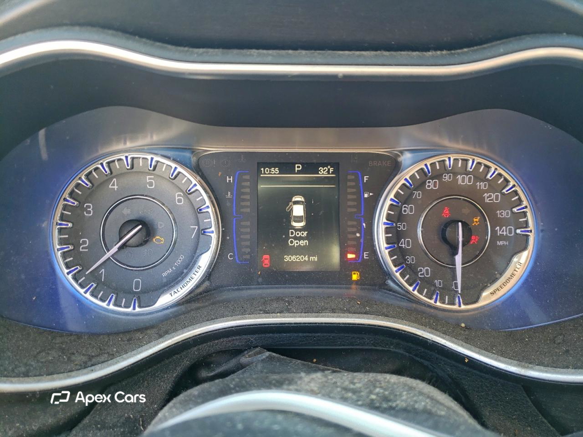 Chrysler 200 2015