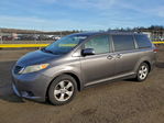 Toyota Sienna 2011