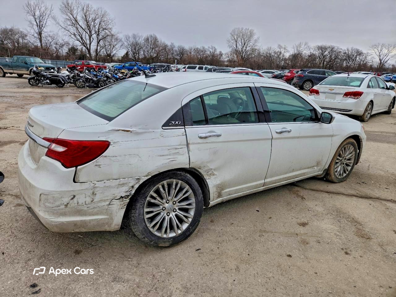 Chrysler 200 2013