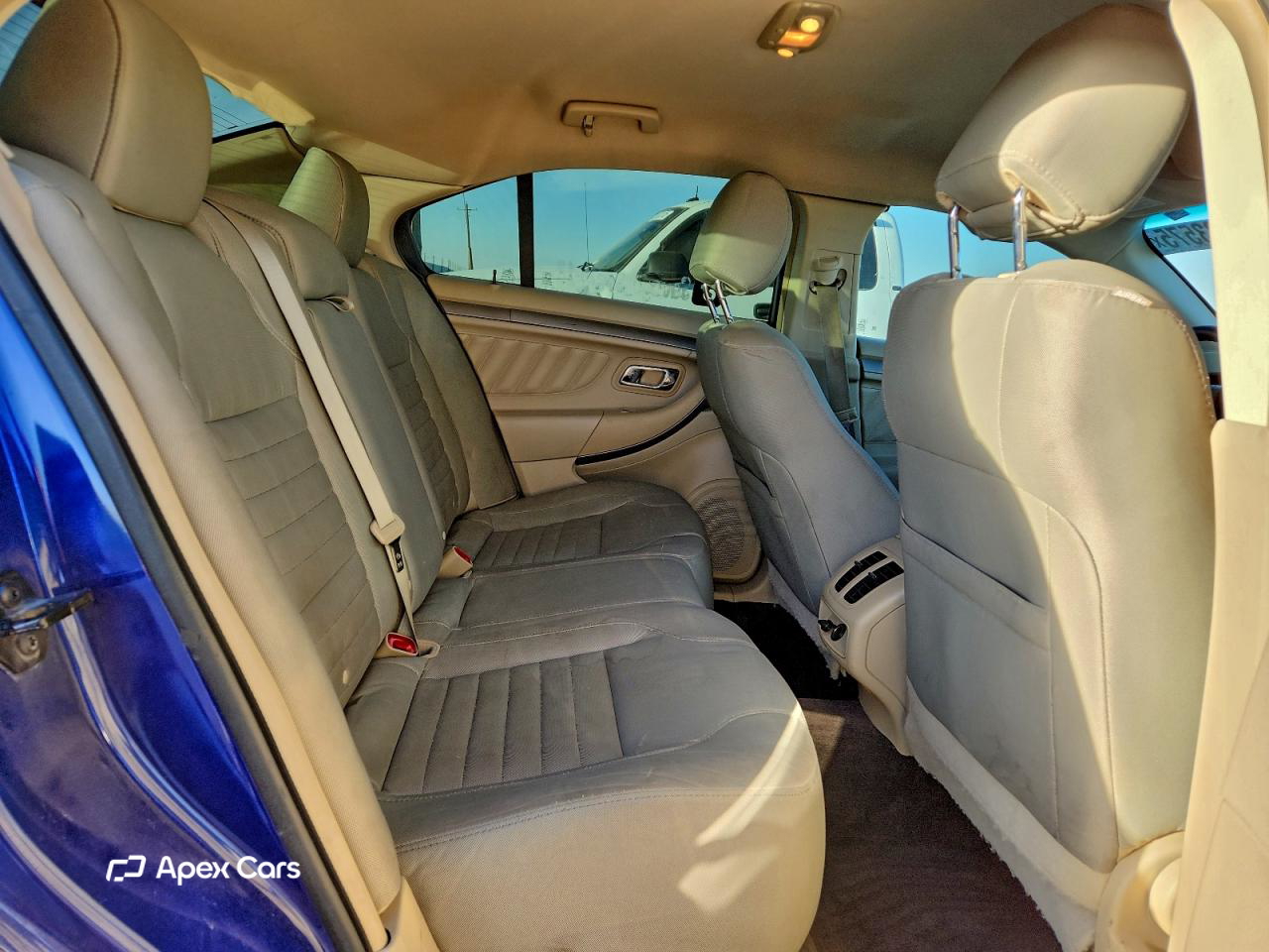 Ford Taurus 2015