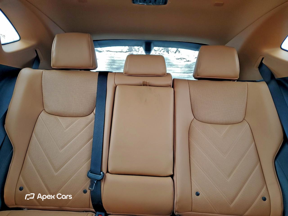 Lexus NX 2024