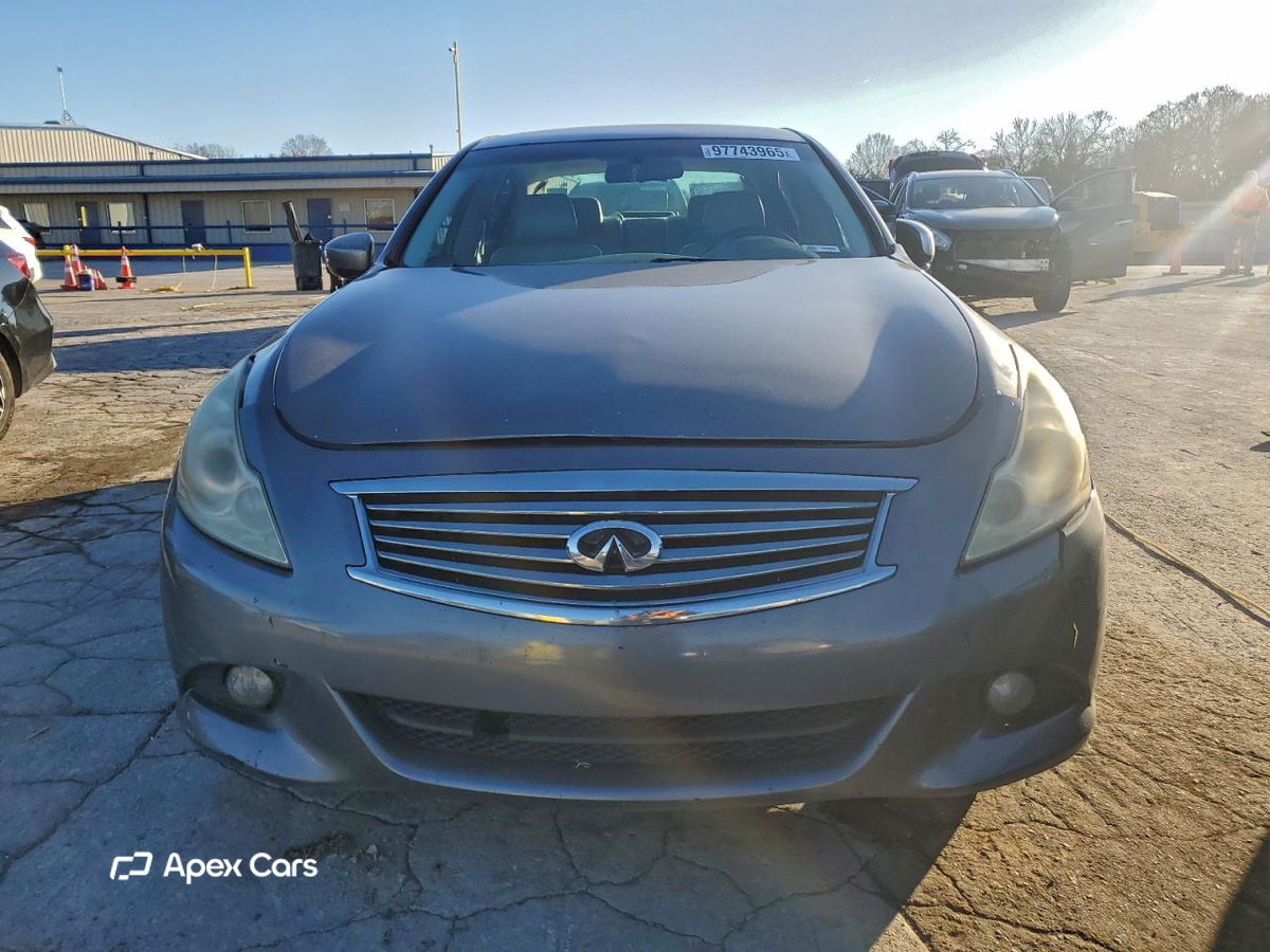 Infiniti G 2012