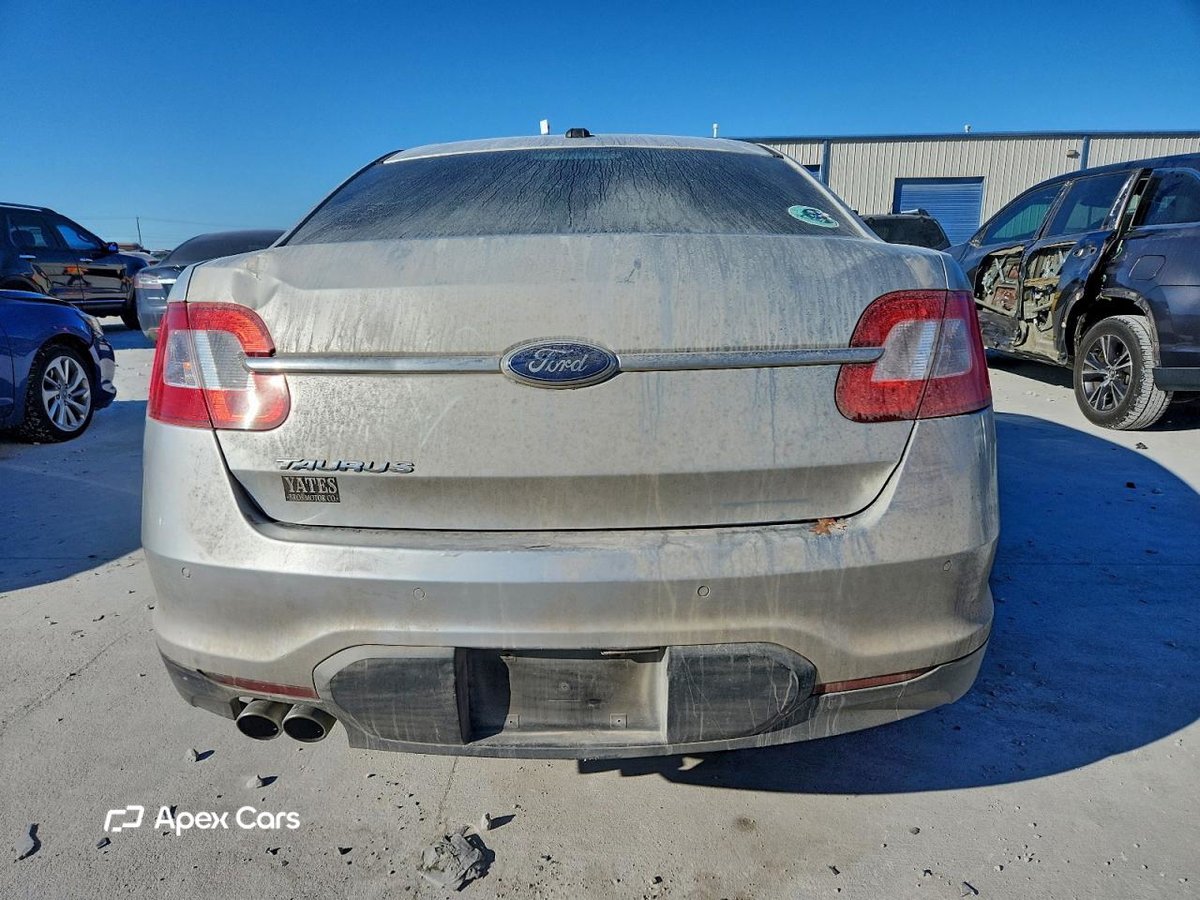 Ford Taurus 2010