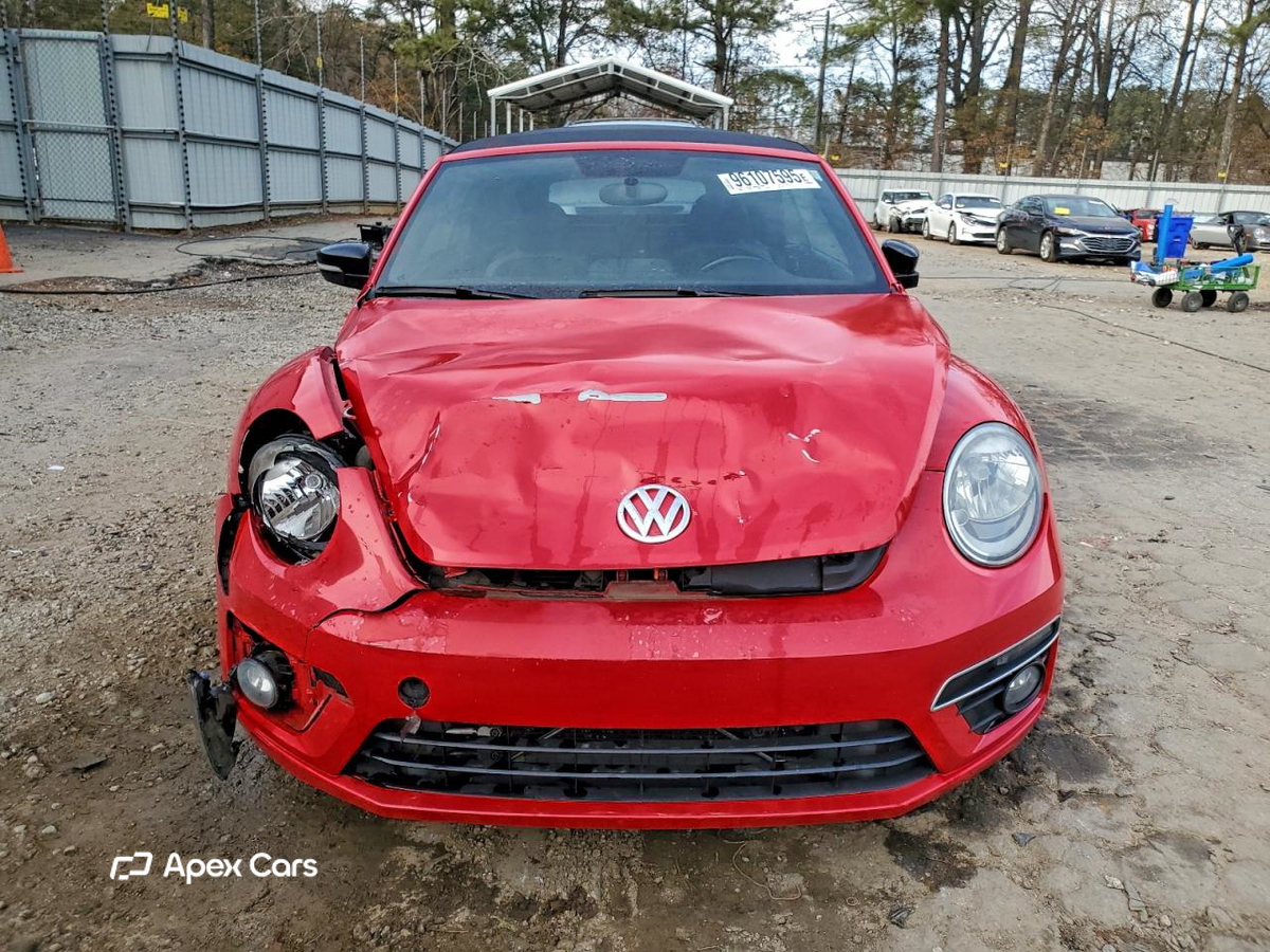 Volkswagen Beetle 2013