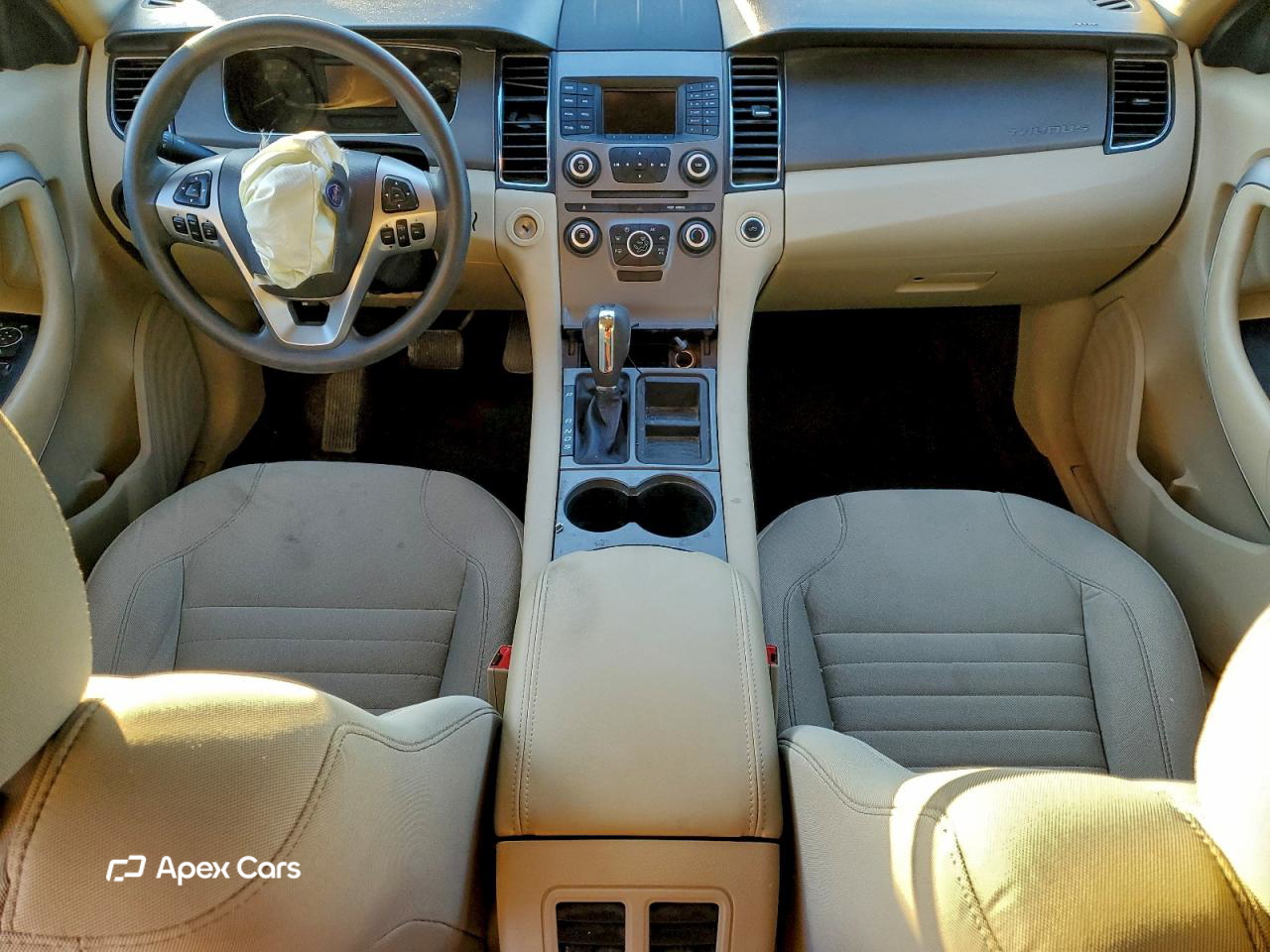 Ford Taurus 2016