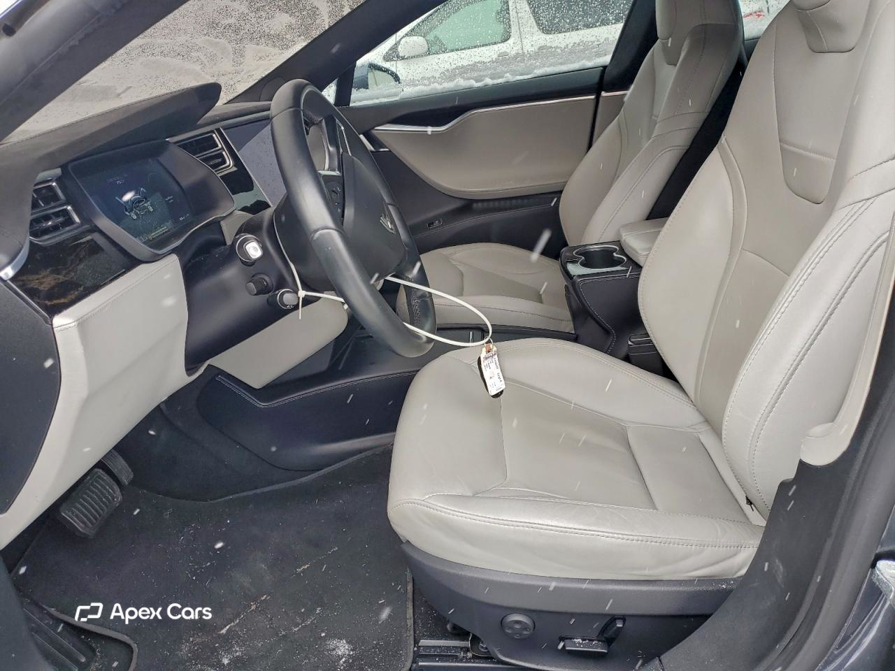 Tesla Model S 2016