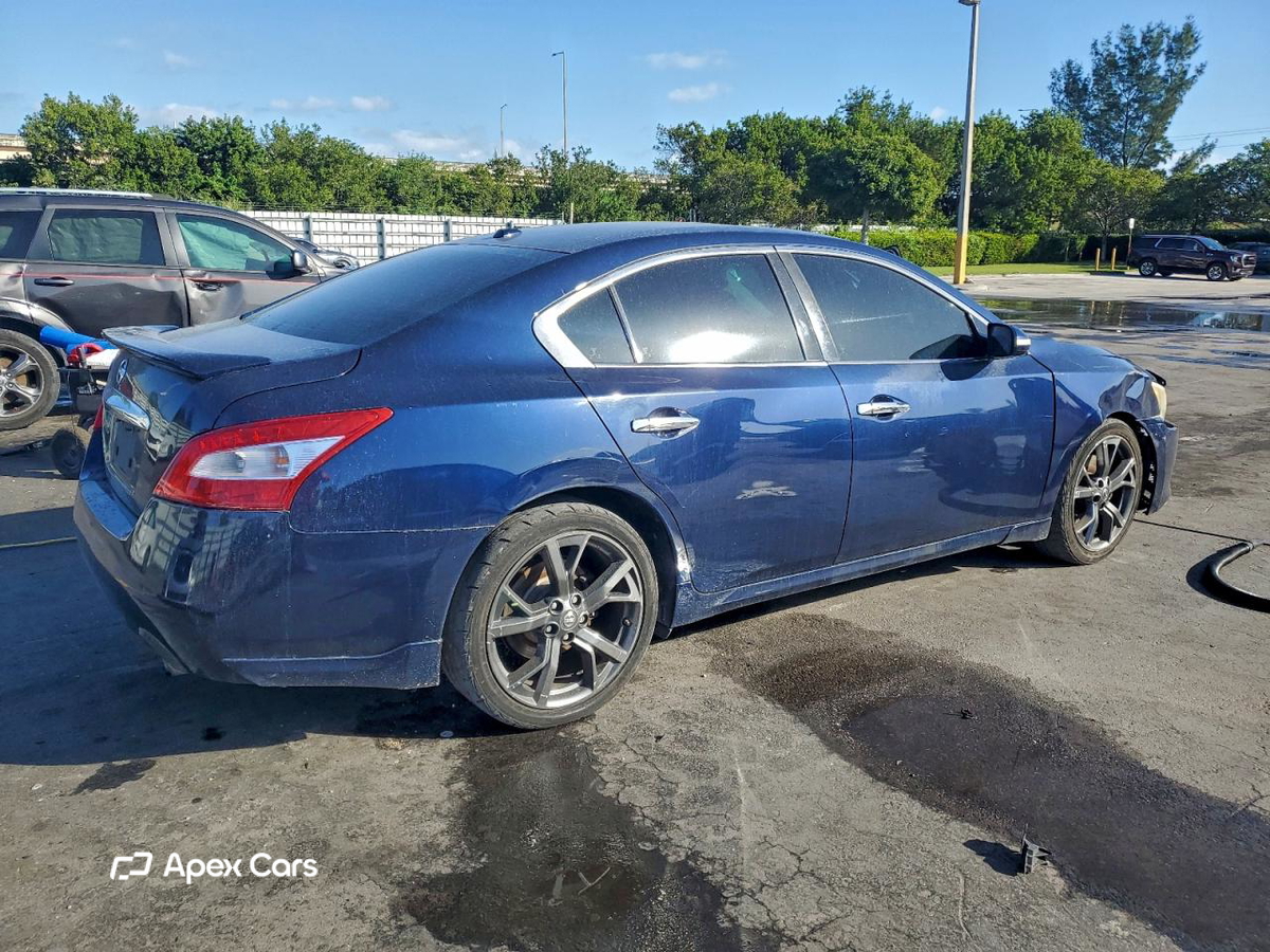 Nissan Maxima 2014