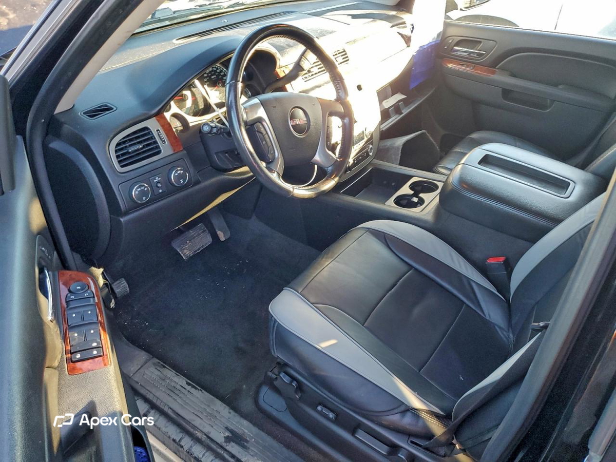 GMC Yukon 2012