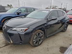 Lexus UX 2019