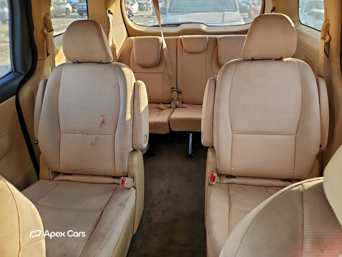 Kia Sedona 2015