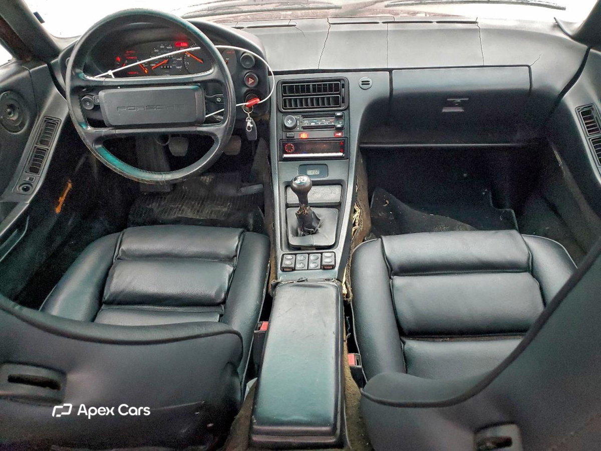 Porsche 928 1985