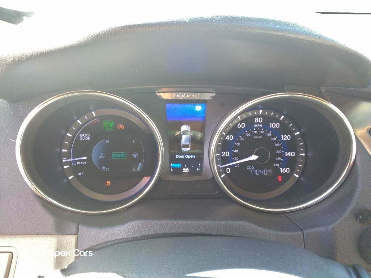 Hyundai Sonata 2011